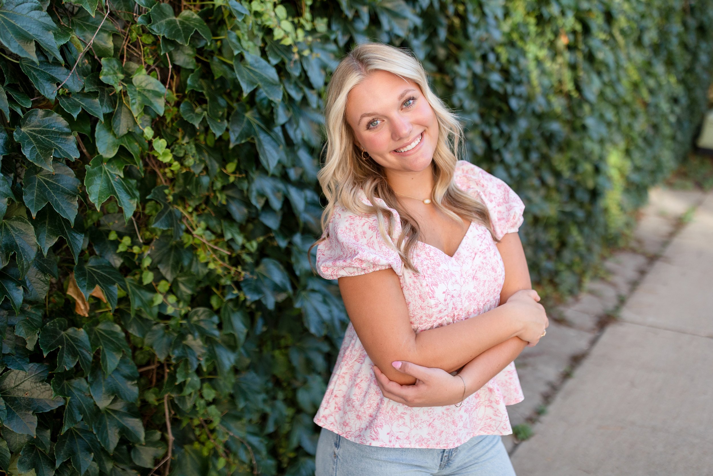 Des Moines Senior Photographer-116.jpg