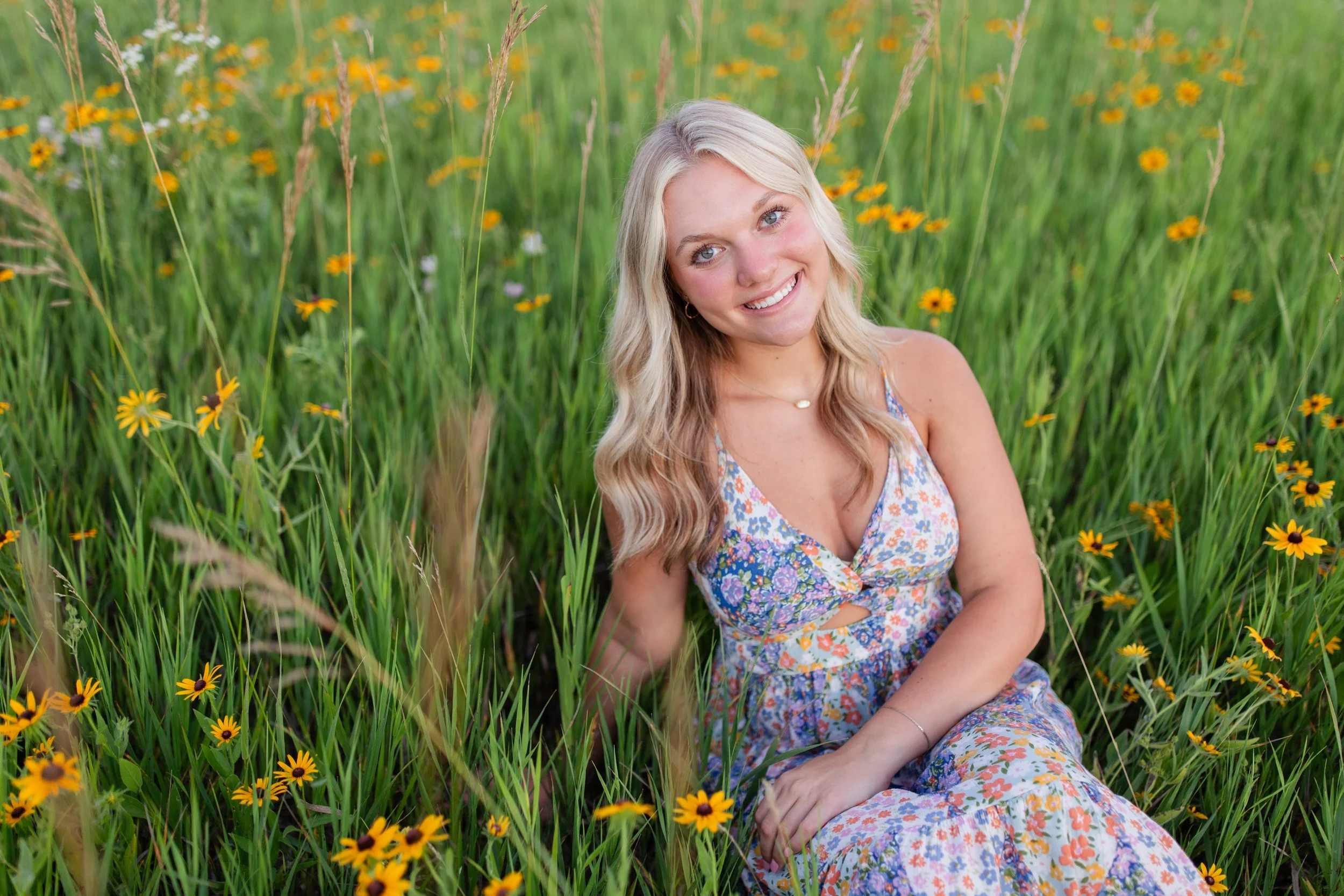Des Moines Senior Photographer-264.jpg