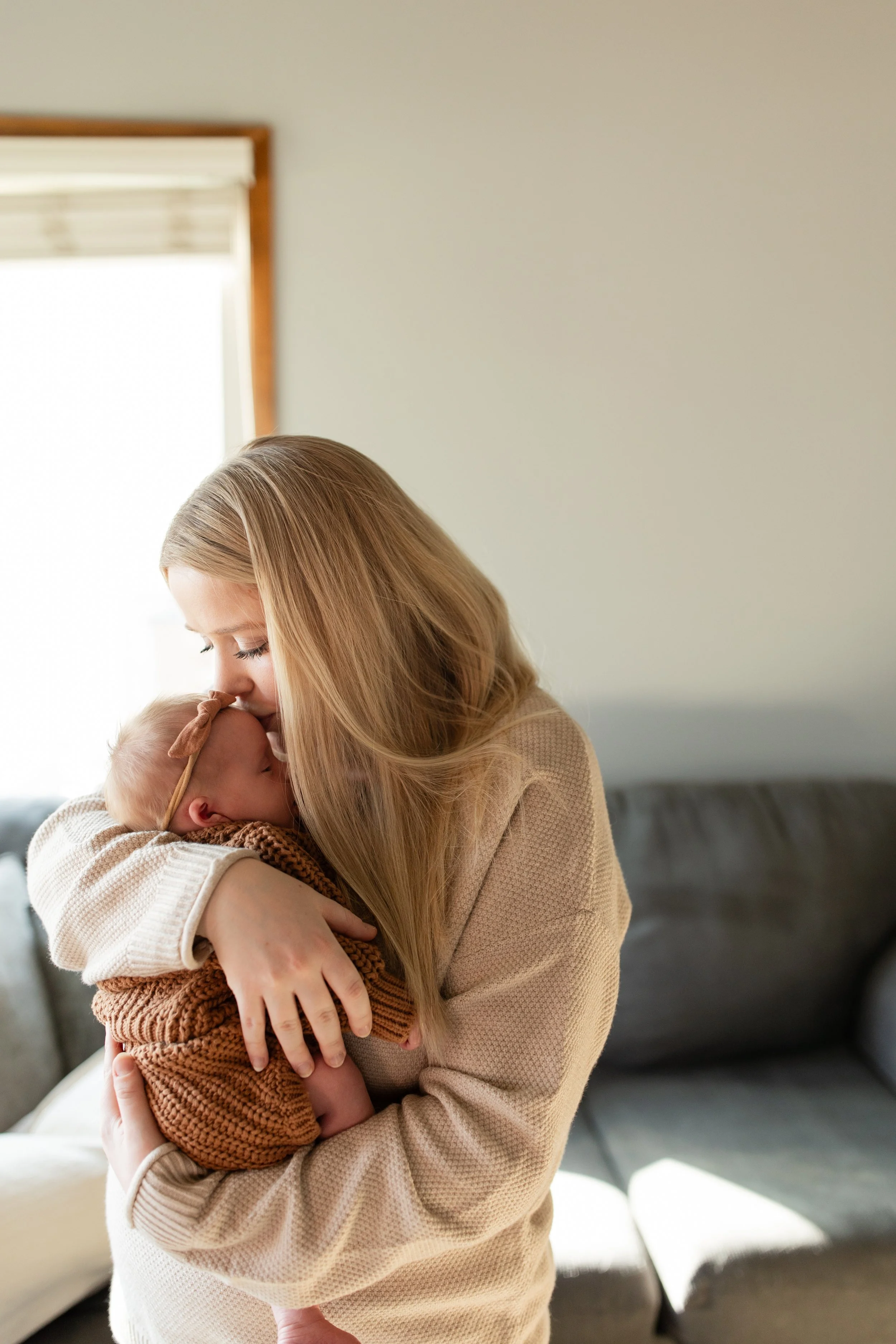 Des Moines Newborn Photographer-13.jpg