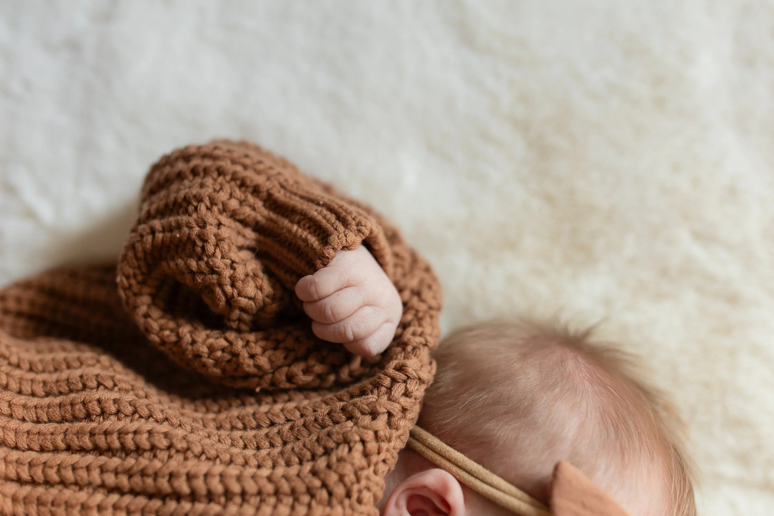 Des Moines Newborn Photographer-100.jpg