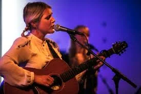 Ida Wenø &amp; The silver Chords 