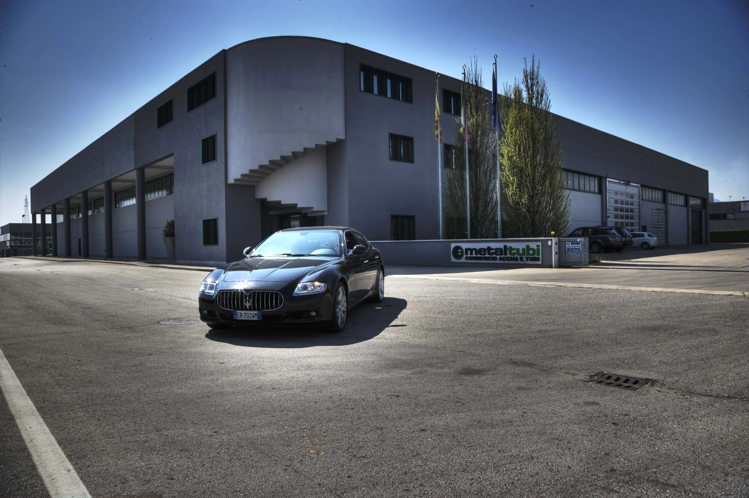 _N9O1916_7_8_tonemapped.jpg
