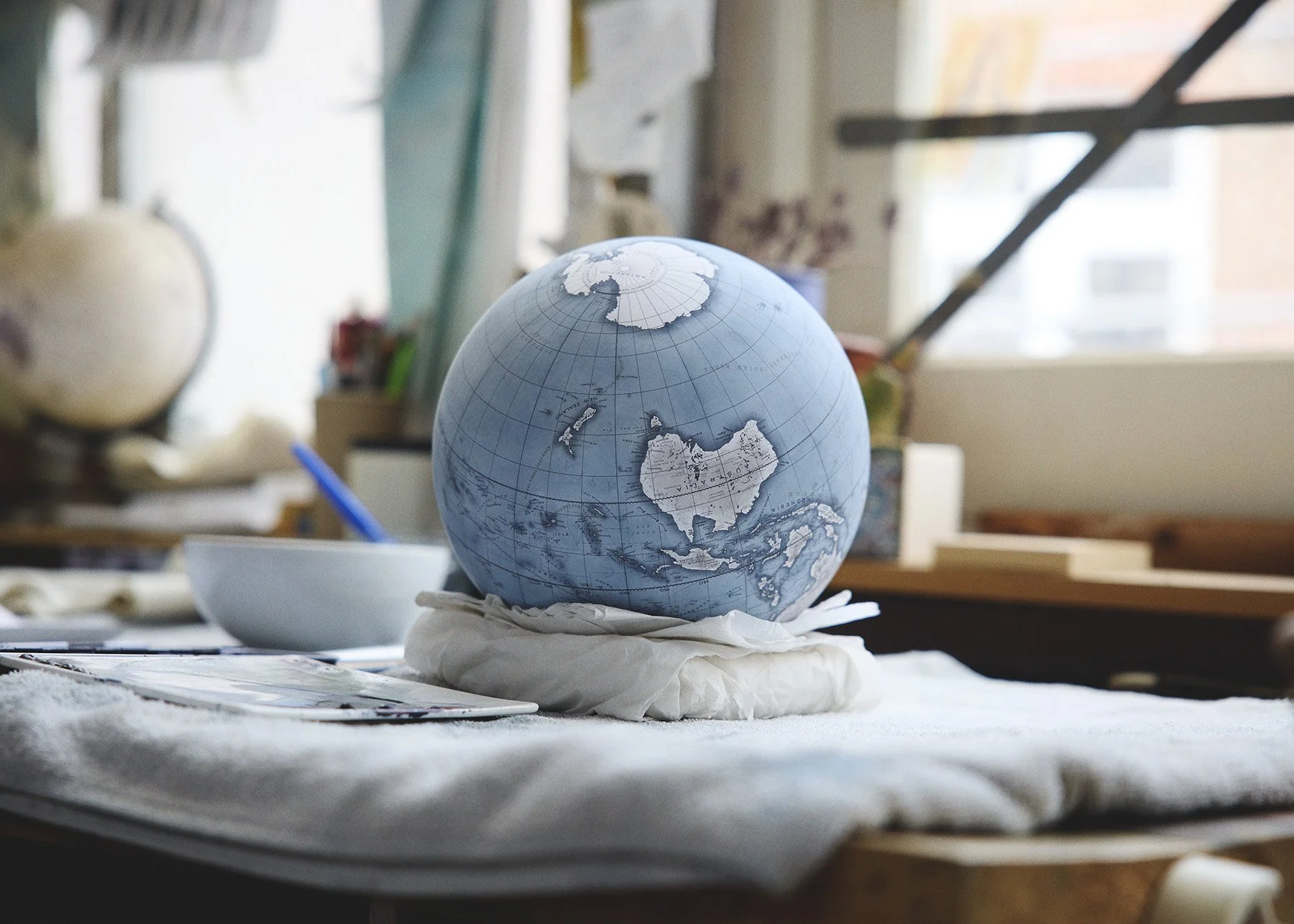 10062026_Bellerby_Globemakers_0086_Crop.jpg
