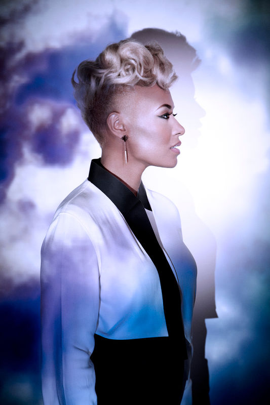 EMELIE SANDE