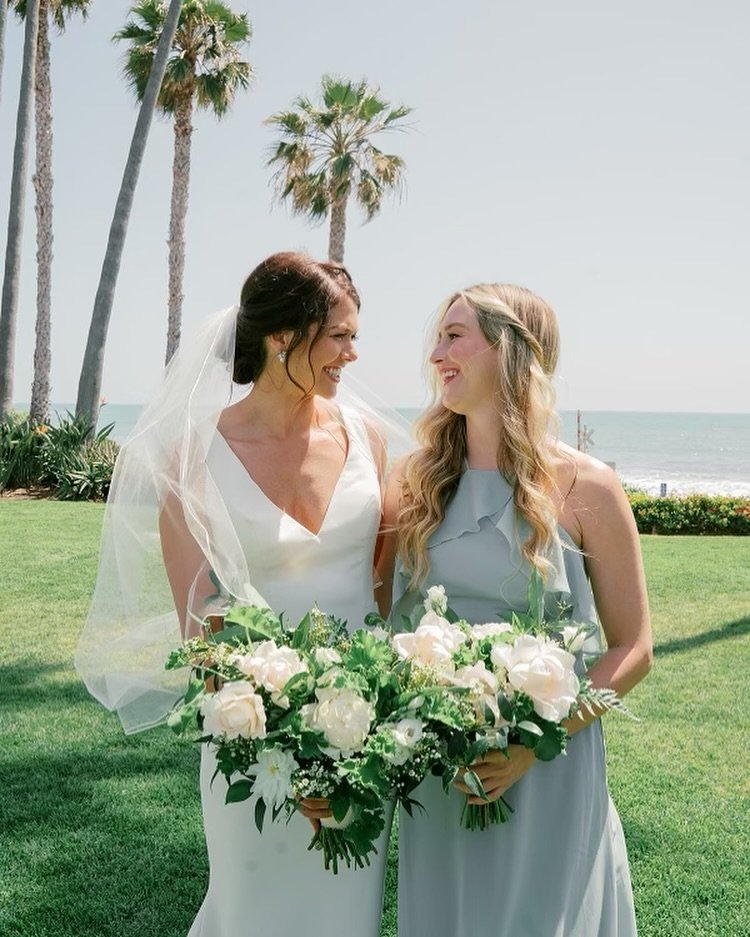 Forever by her side. ✨

Planning &amp; Design | @sevenstems 
Photography | @michellefloresphotography 
Venue | @olehansonbeachclub