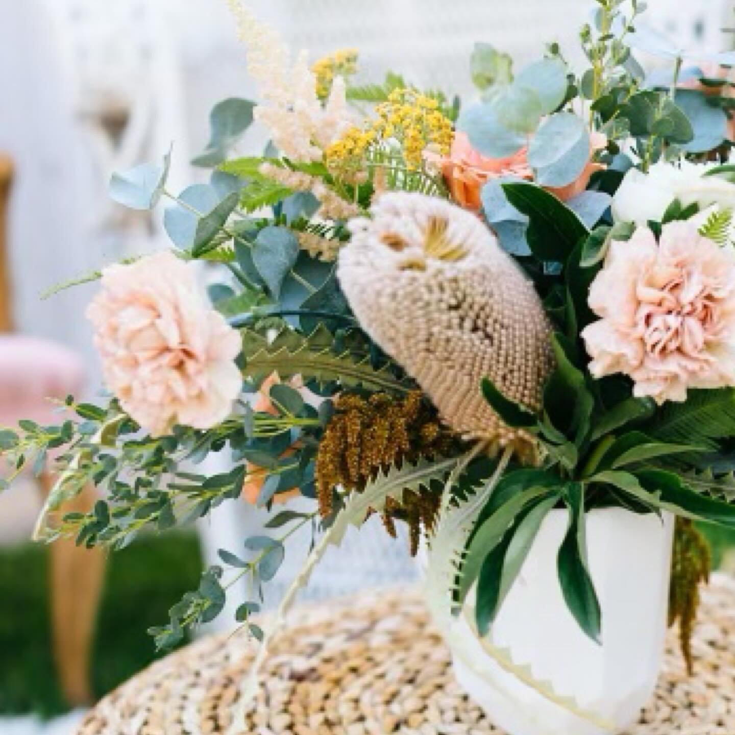 Boho dreams. ✨ 

Floral Design | @sevenstems 
Rentals | @sundrop_vintage 
Photography | @camrynclairphoto