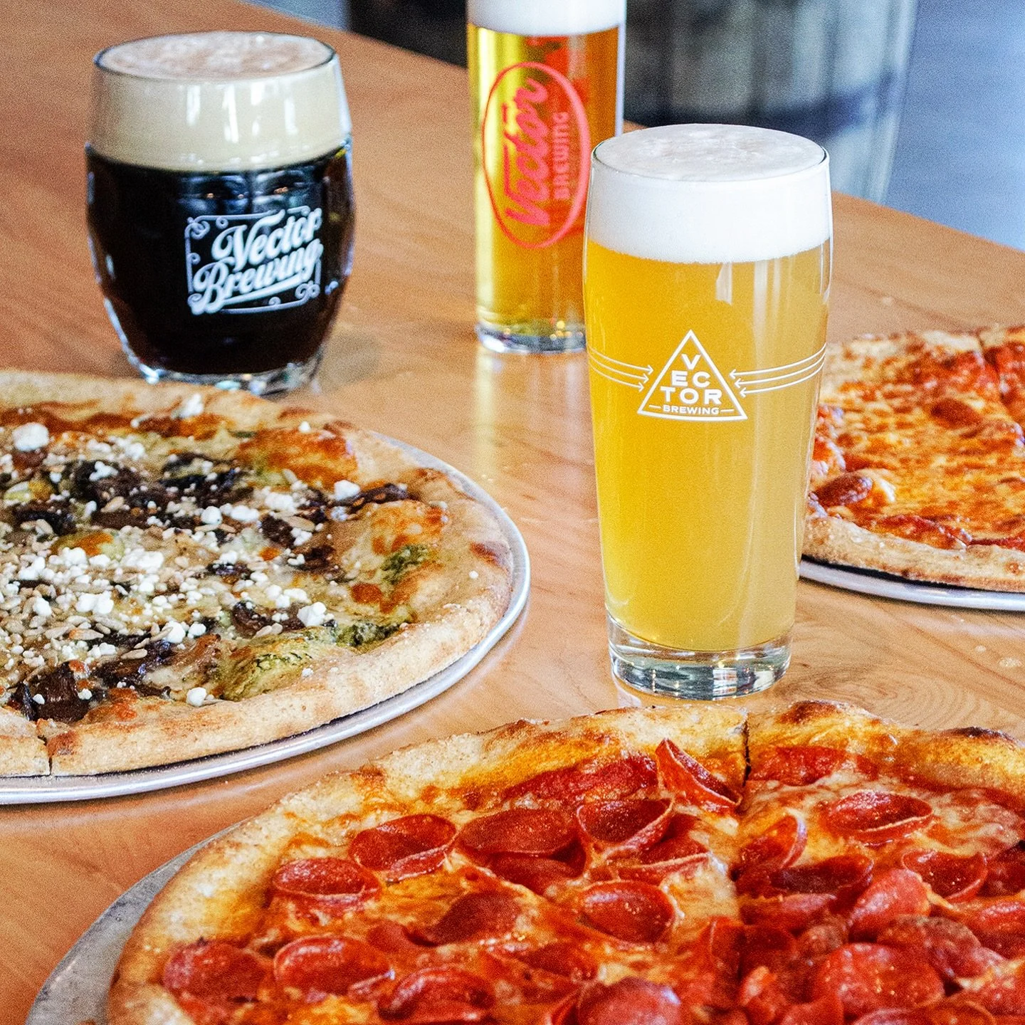 It&rsquo;s a beautiful day for some cold pints and hot slices at the taproom.😎

Stop in for some fun with your neighbors, and enjoy a little break from the holiday rush. Figgie Smalls, our frozen mulled wine, has returned just in time for gorgeous p