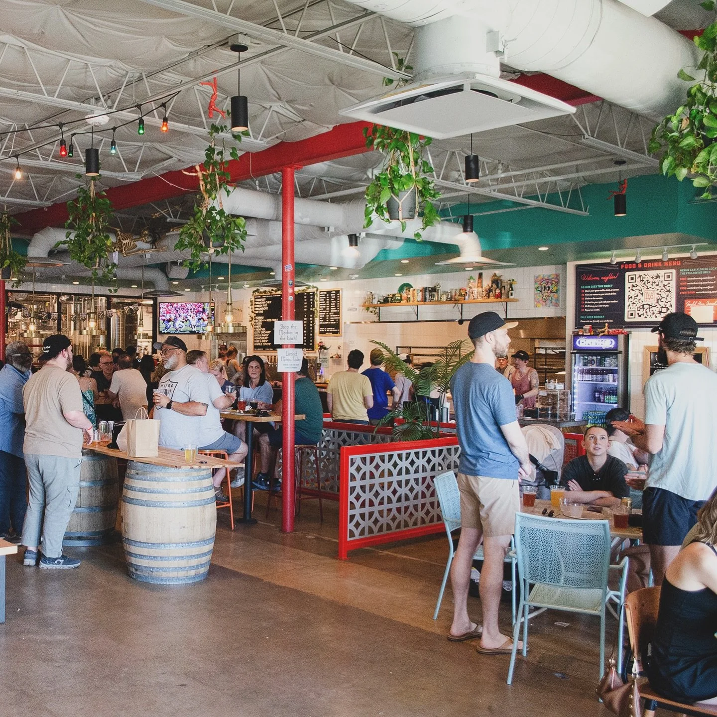 Three day weekend is here. Taps are pouring, pizzas are hot, coffee is brewed, NFL playoffs are on the screens, and the vibes are 💯.

Come kick it with your pals at Vector: the official hangout of Lake Highlands.🤙