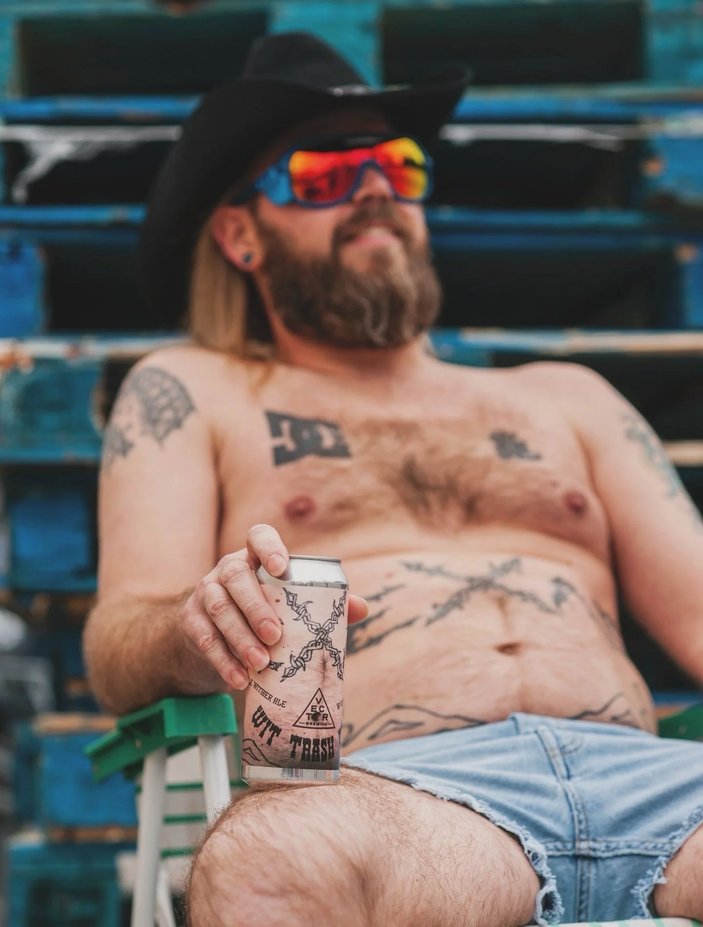 Wit Trash Dan is back. You might consider it the White Trashfindel of beers. Yes, it&rsquo;s our bartender Dan&rsquo;s torso tats on the can. No, we&rsquo;re not ashamed. The man is walking piece of art (don&rsquo;t even get us started on his gloriou