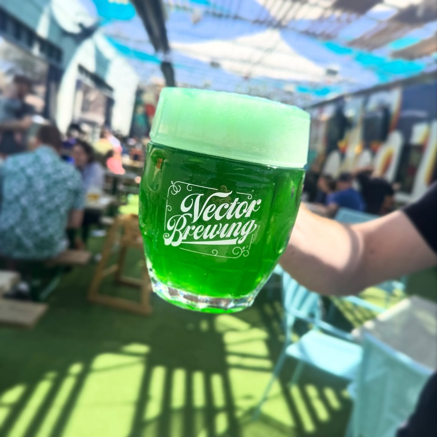 This is your green light to party.☘️

Live music with @the_labindallas kicks off at 2pm, fish &lsquo;n&rsquo; chips are 🤌 and the beers are flowing like the salmon of Capistrano. Open &lsquo;til 10pm. Come hang in the Highlands!