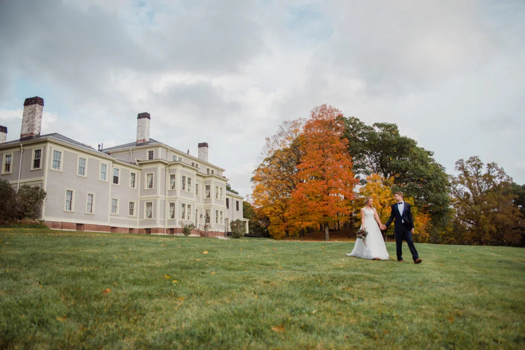 HISTORIC REGAL WEDDING FEATURED ON SOUTHERN NEW ENGLAND WEDDINGS