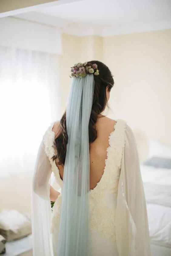 Trending Nontraditional Veils