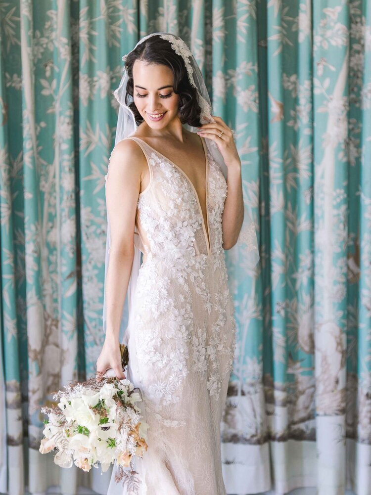 5 Wedding Dress Apps to Use in Your Gown Search