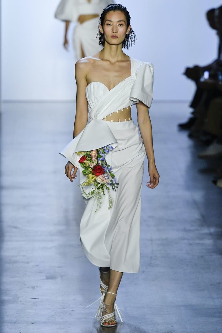 5 Trends From NYFW 2019 to Try on Your Wedding Day