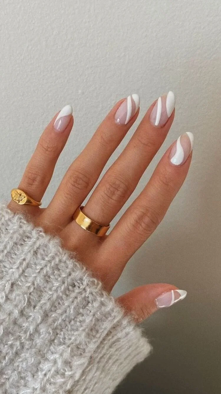 Chic Ideas For A Summer Wedding Bridal Manicure