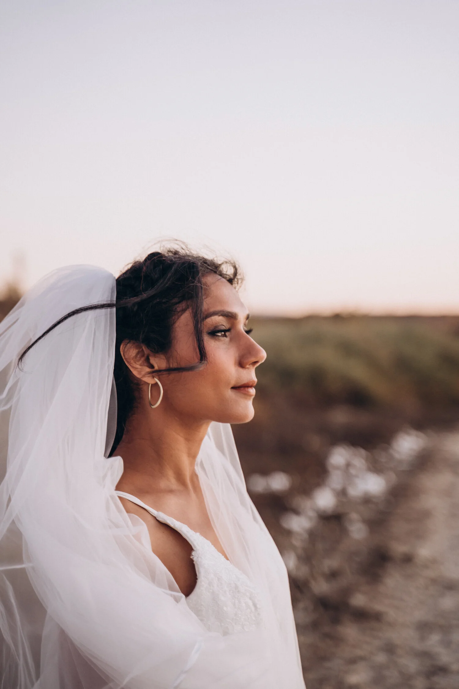 Something Borrowed: A Guide to Renting Your Bridal Accessories