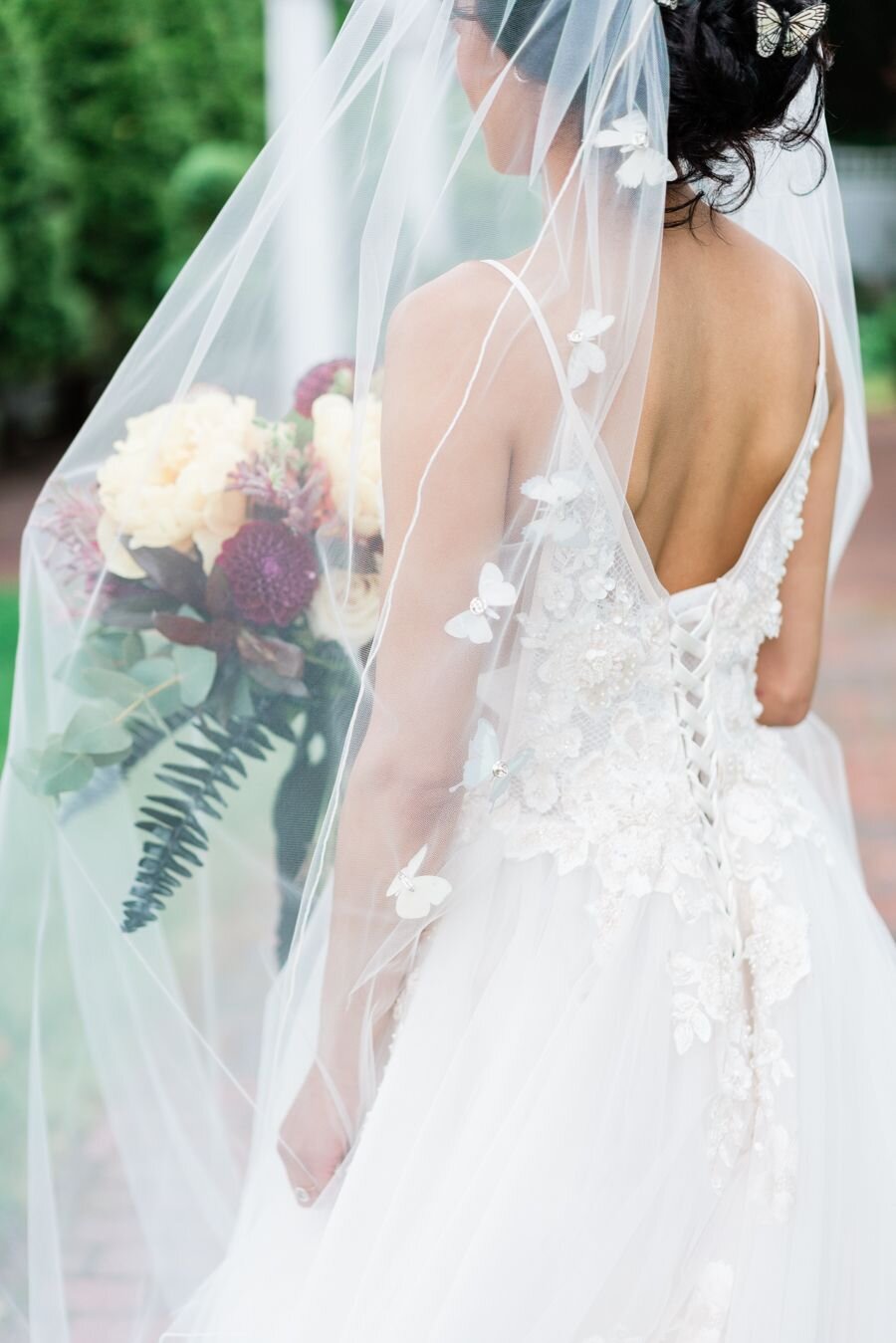 5 Benefits of Wearing A Corset Wedding Dress