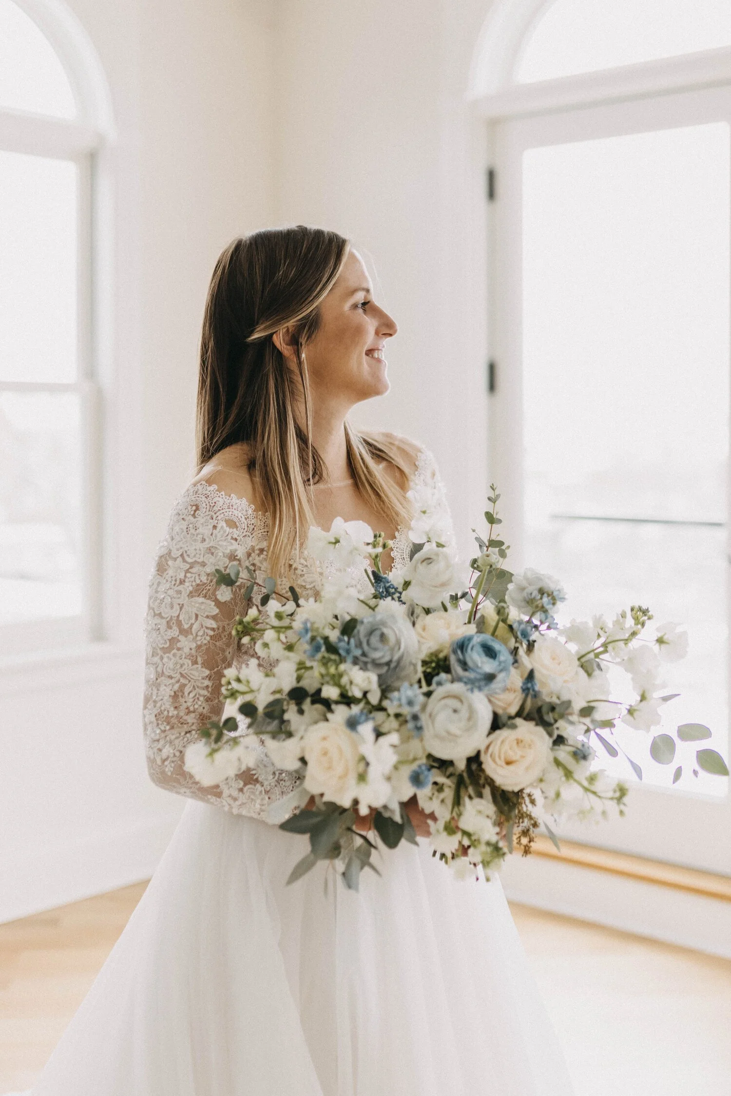 6 Ideas For Adding Something Blue to Your Bridal Look