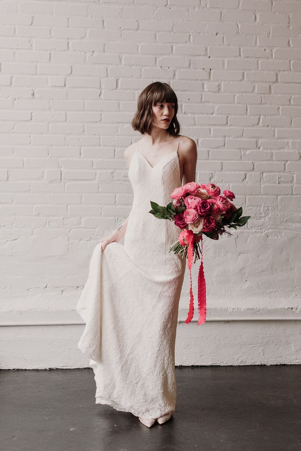 Guide to Shopping for a Wedding Dress Online