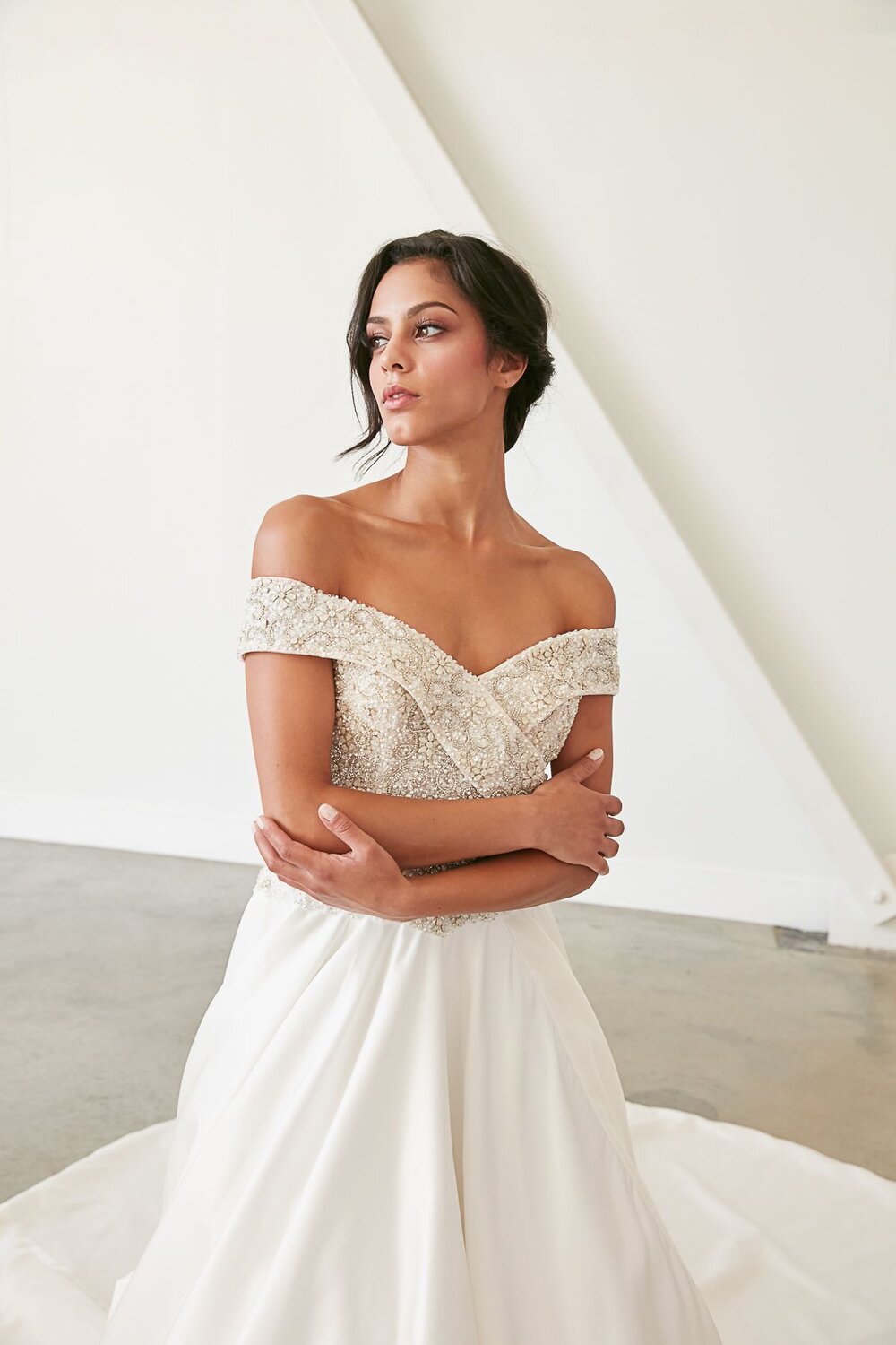 5 Wedding Dress Details to Consider When Shopping