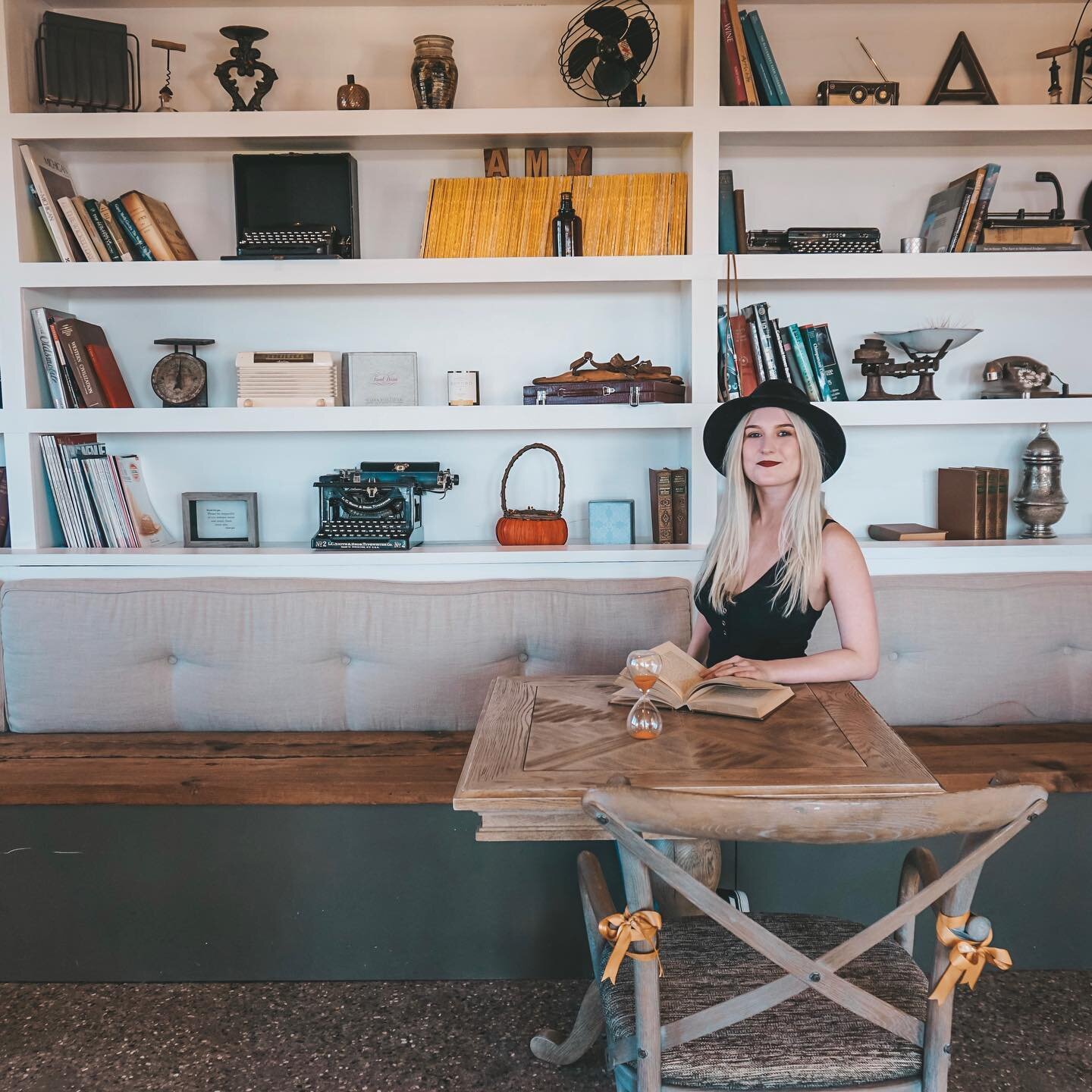 thankful for my lovely best friend @likethebutter19 who does not question me when i say things like &ldquo;will you take headshots for my portfolio website?&rdquo; and &ldquo;we have to drive and find the right lighting&rdquo;. she gets me. and she g