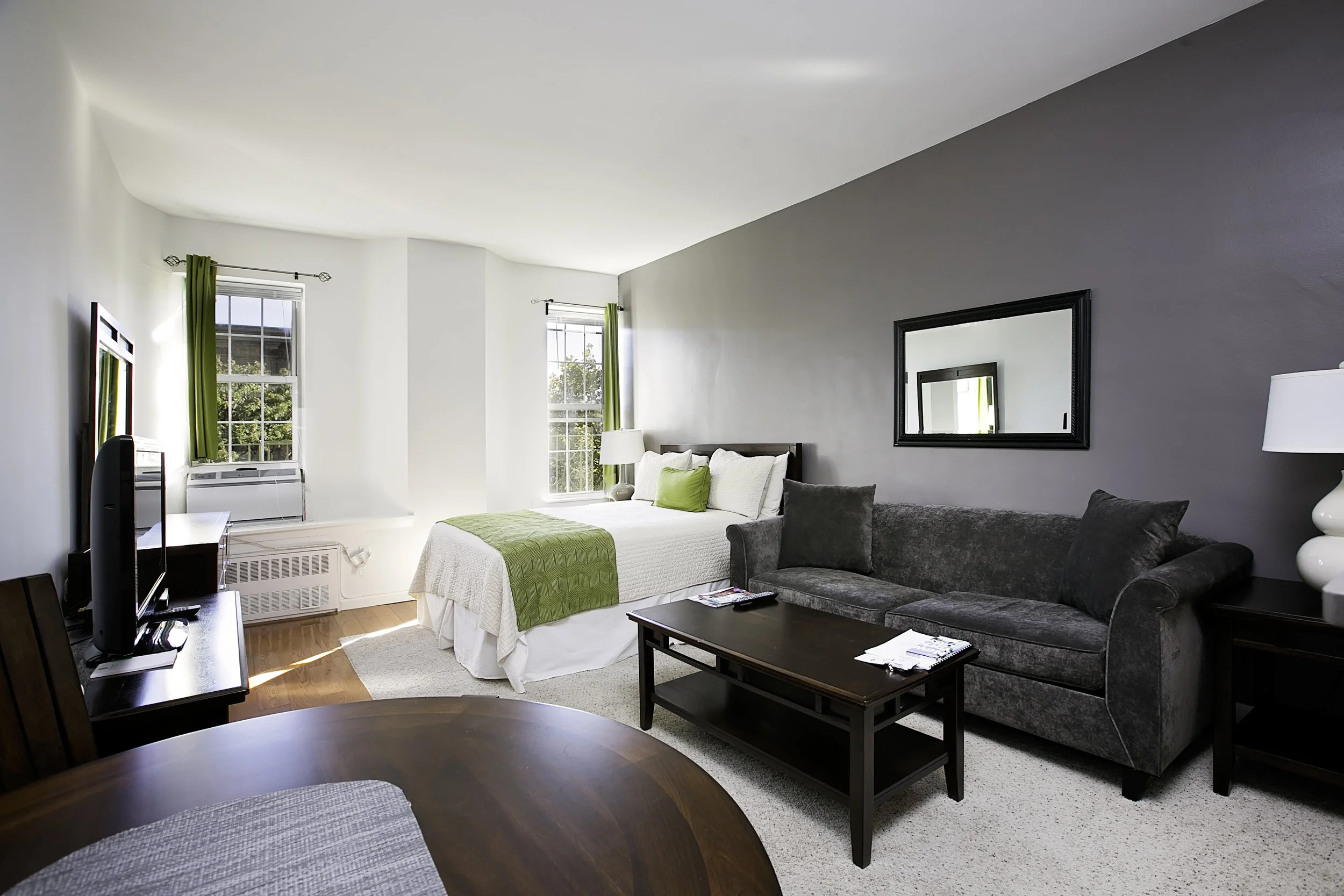 Perry Street -  Studio Apartment