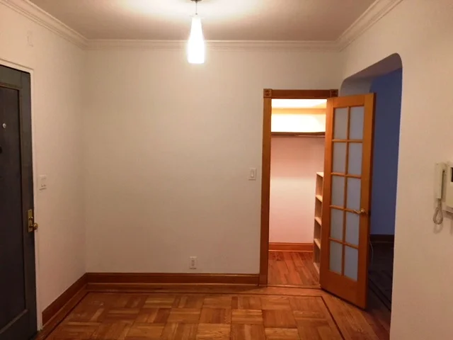 East 37 St. - Studio Apartment for rent