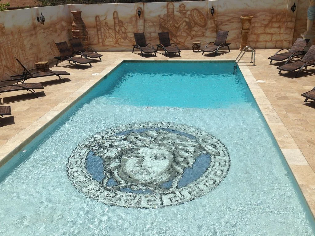 aruba pool.jpg