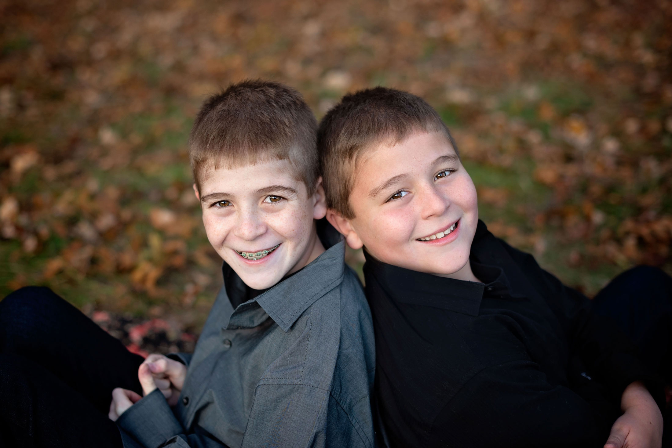 Family-Portrait-Siblings-Fall-Central-MA.jpg