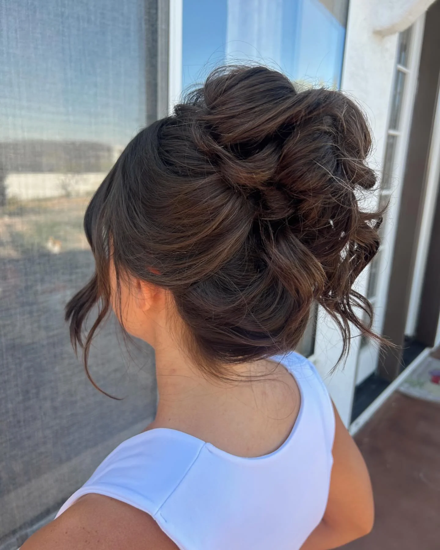 Can&rsquo;t get enough of these high buns😍