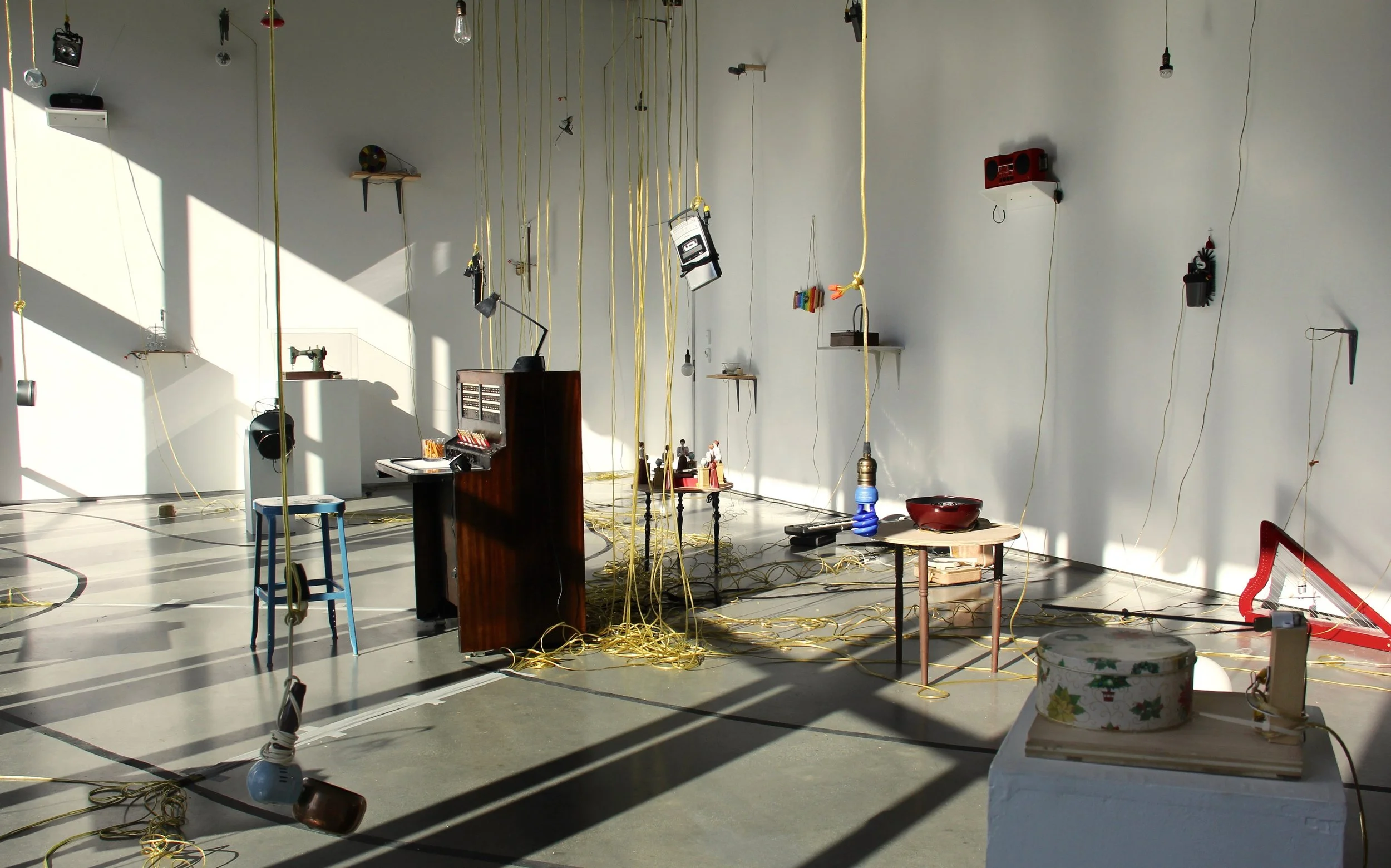 Chorus for Untrained Operator at NIME