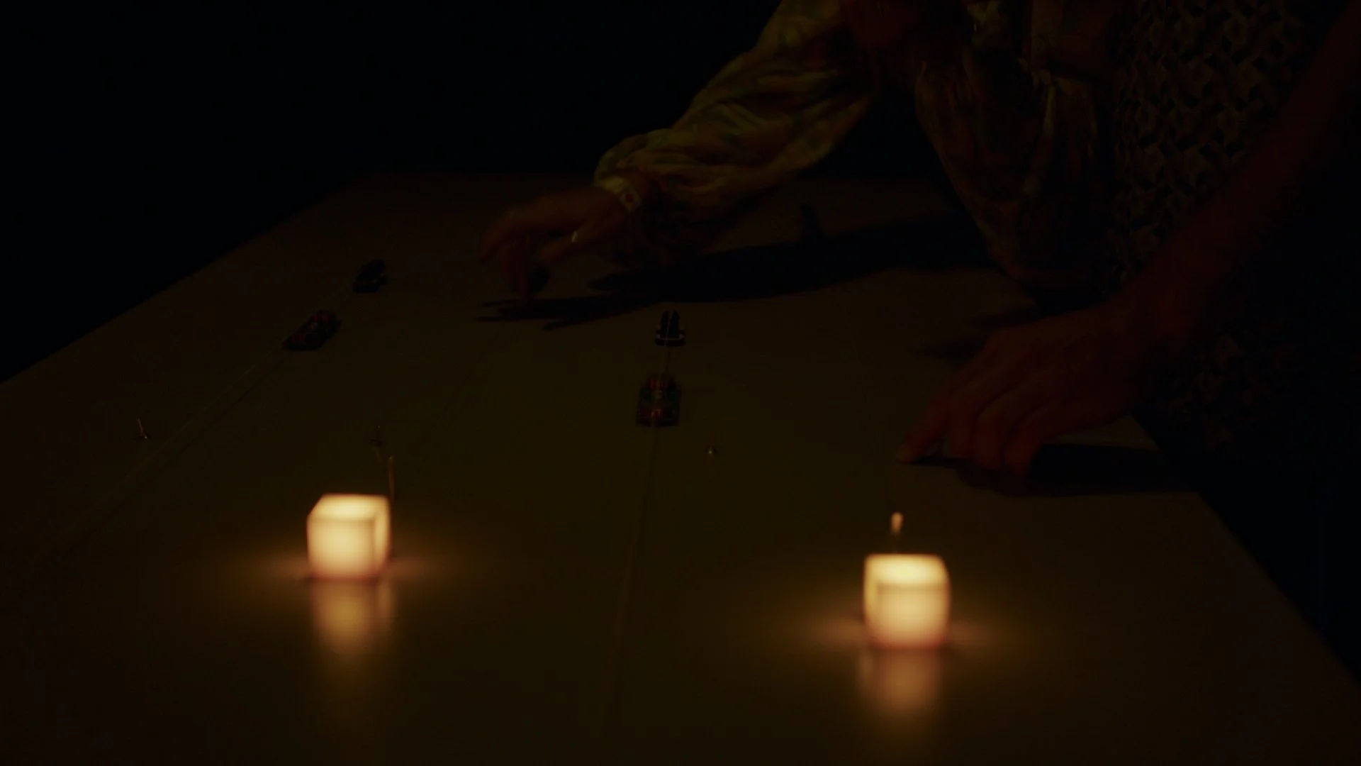 strings on the tables resonate periodically