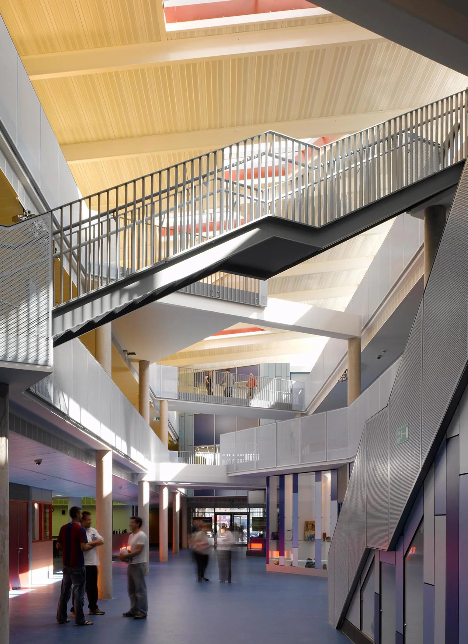B20_Brunel_Academy_02.jpg