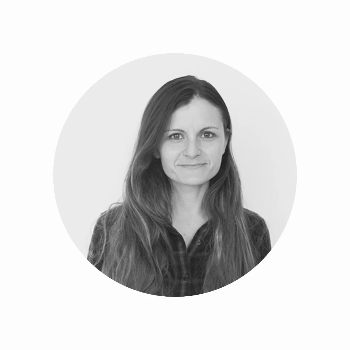 Bárbara Asnaghi, Senior Editor