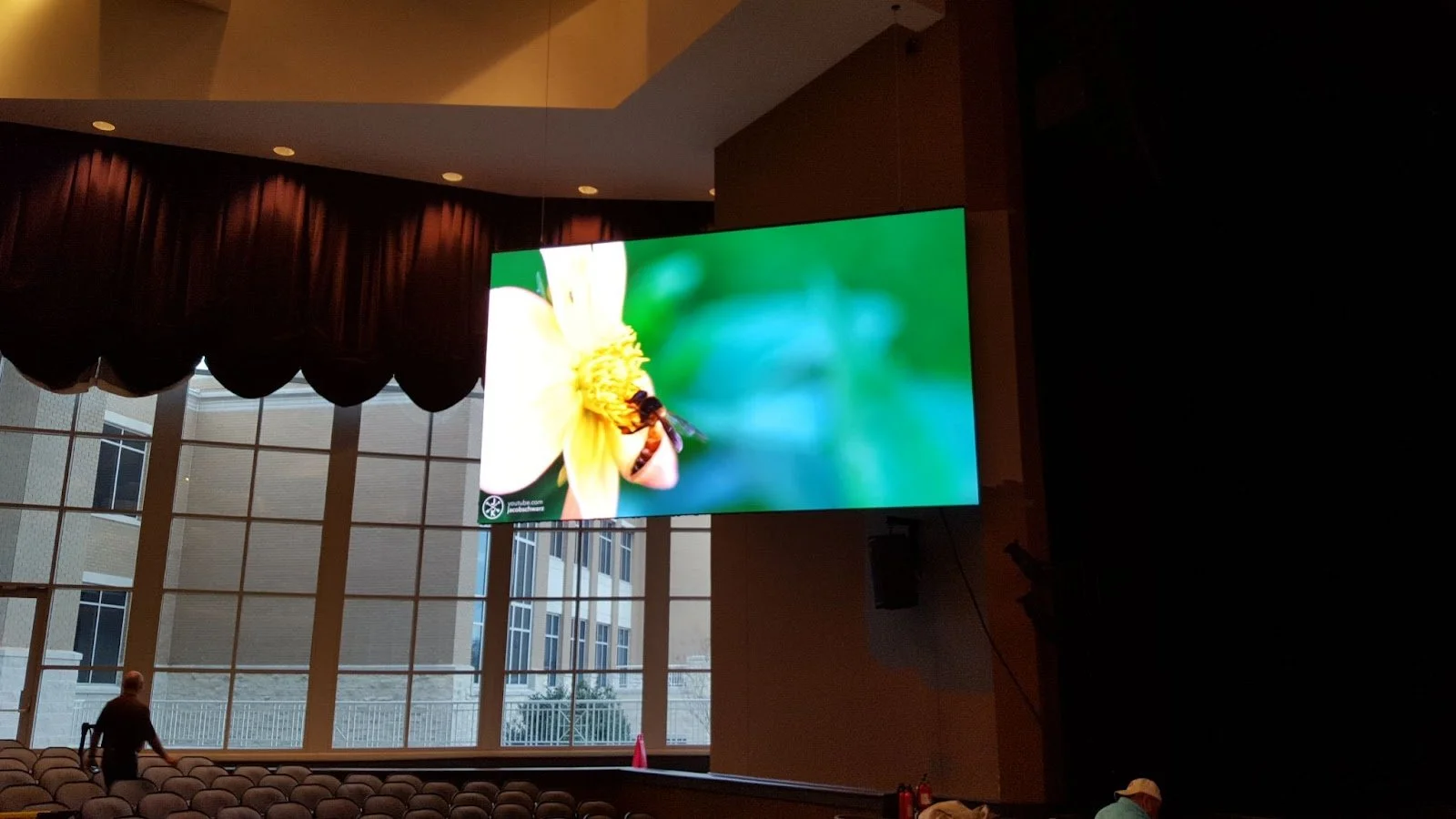 3 Exciting Spots For LED Wall Panels — Advanced Sound & Communication