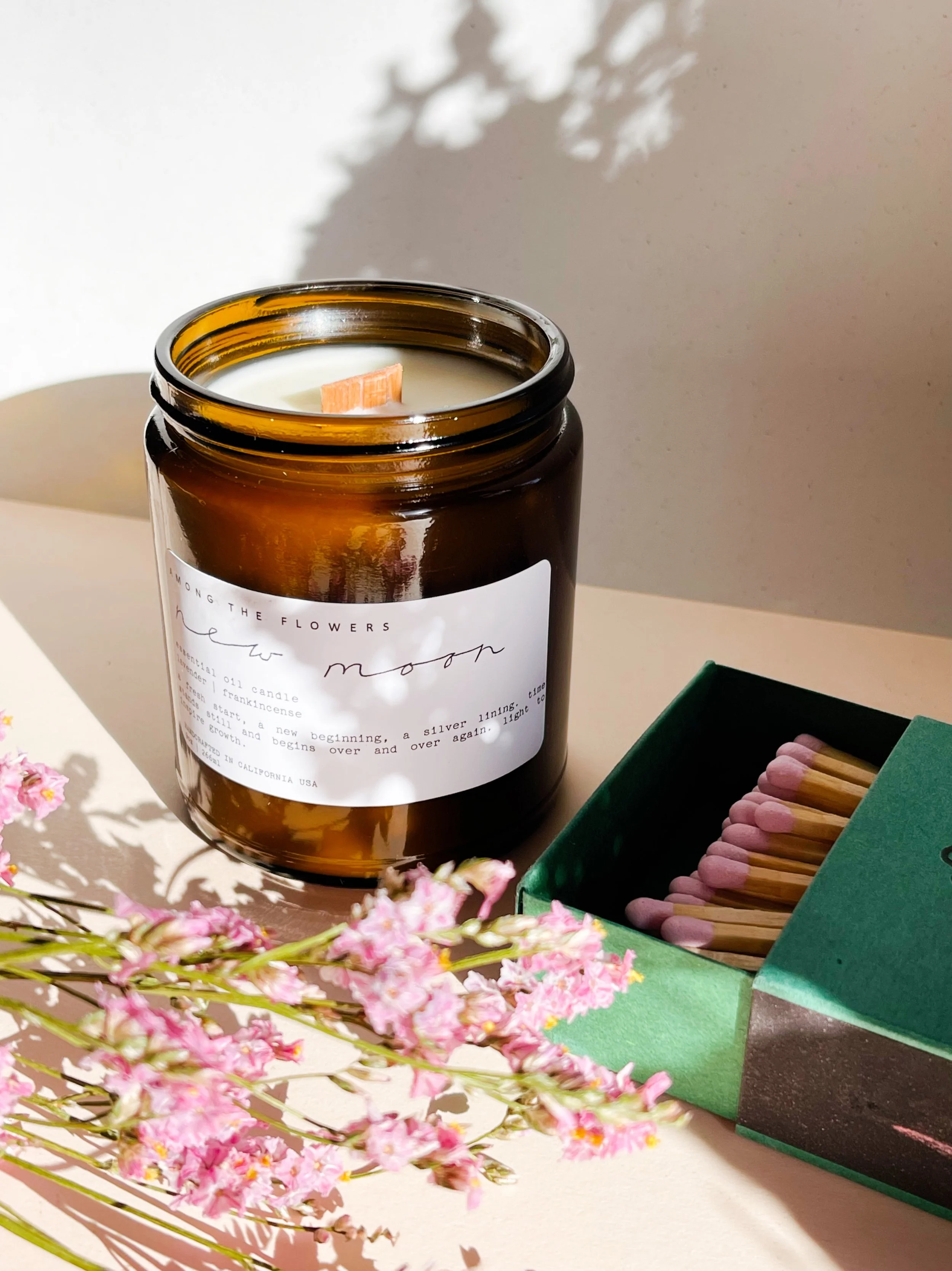 New Moon Candle - Lavender, Frankincense