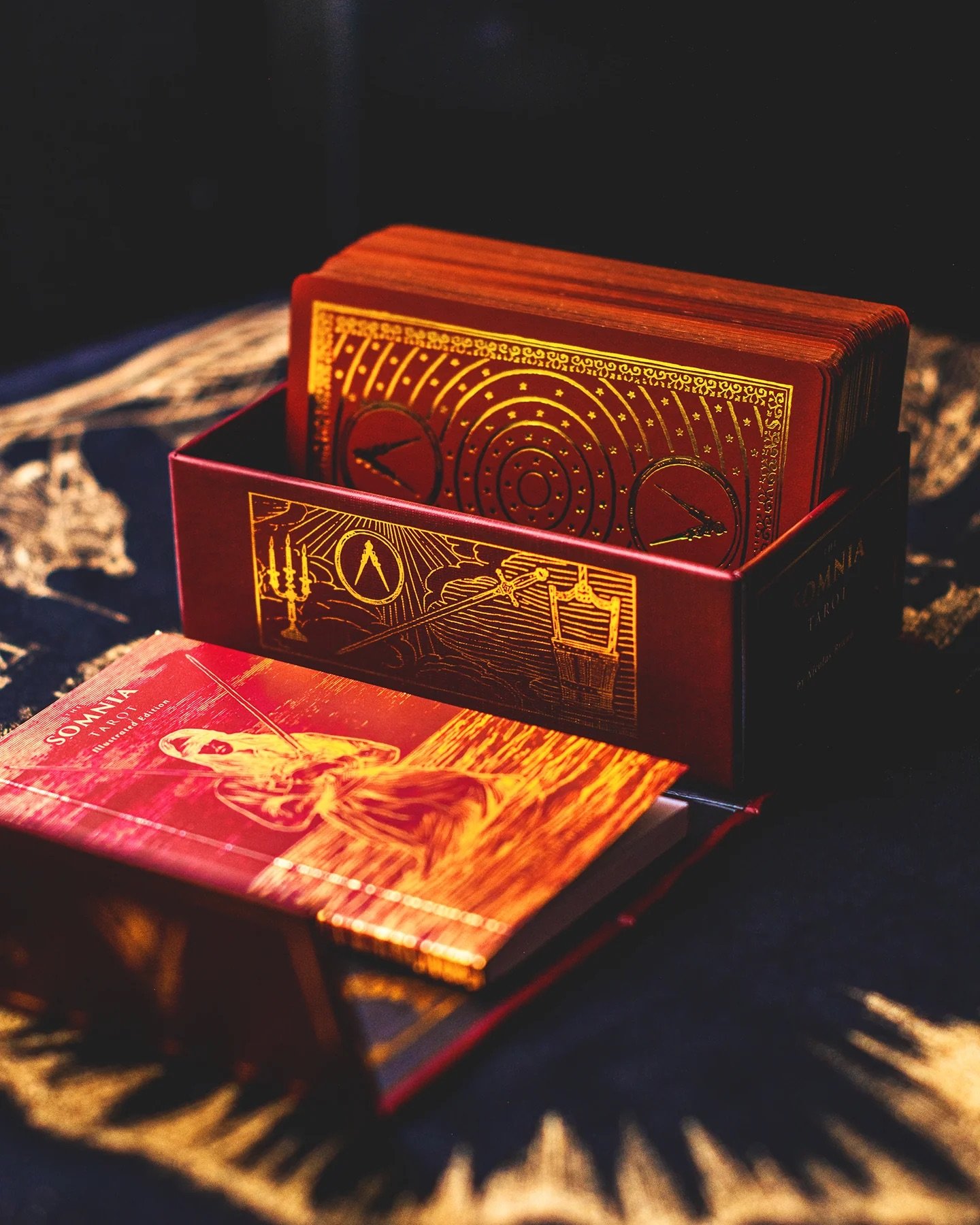 The-Somnia-Tarot-Illustrated-Edition7.jpeg