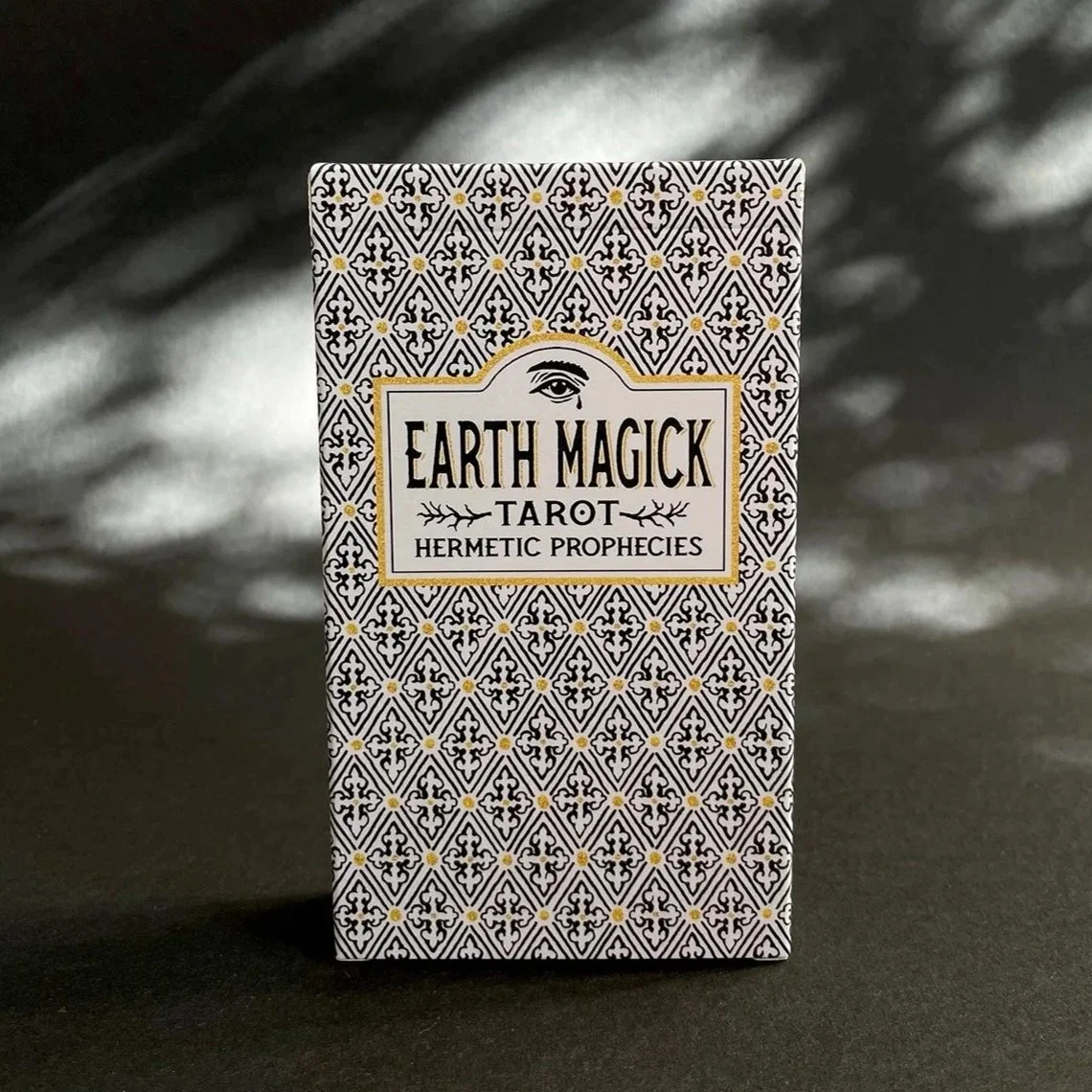 Daniel-Martin-Diaz-Earth-Magick-Tarot.jpg