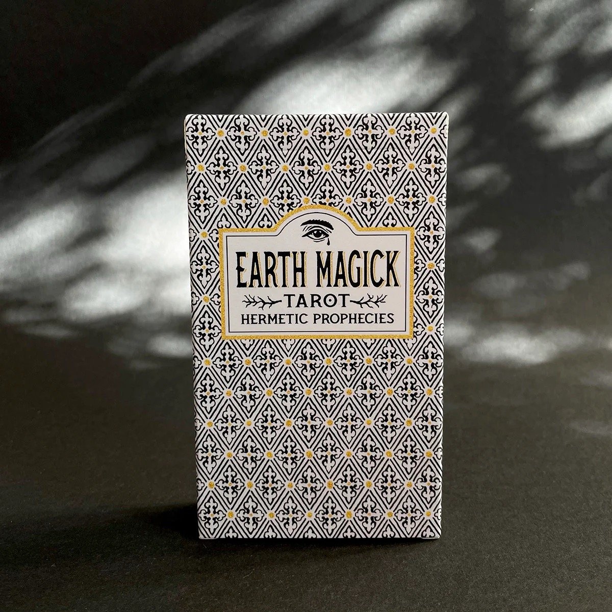 Daniel-Martin-Diaz-Earth-Magick-Tarot.jpeg