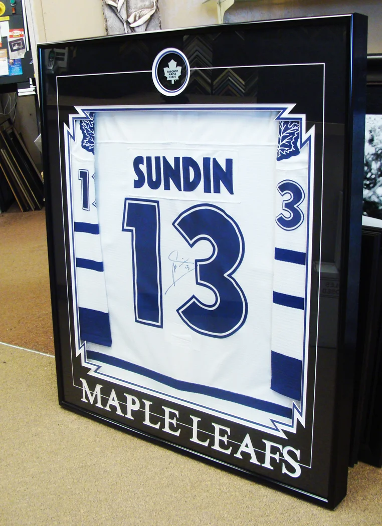 jersey-framing-service-windsor-ontario-picture-this-framing-sundin.jpg