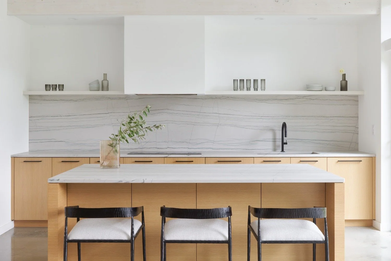 White oak modern kitchen
