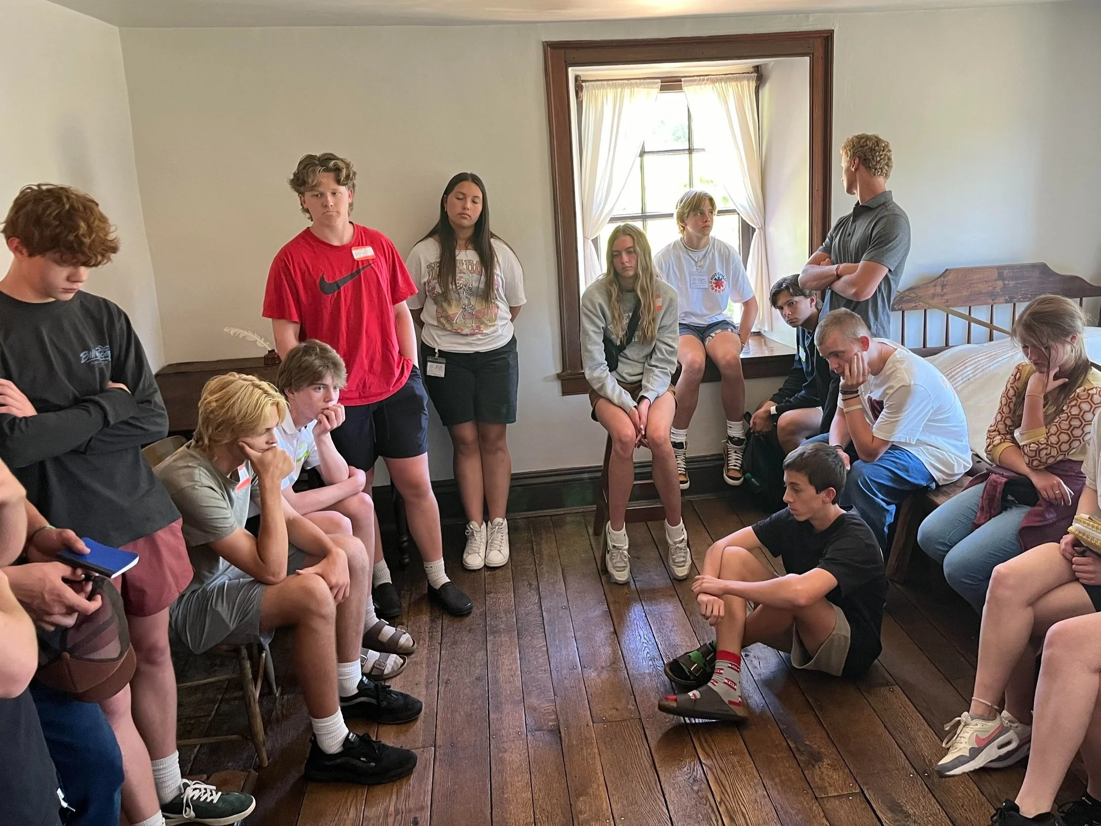 Cumorah+2024+Photo+Carthage+Jail+Room+Kids+Pondering.jpg