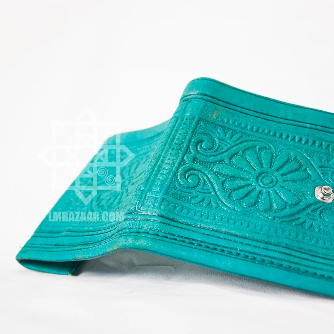 LMBazaar Leather Collection Web-092717-053.jpg