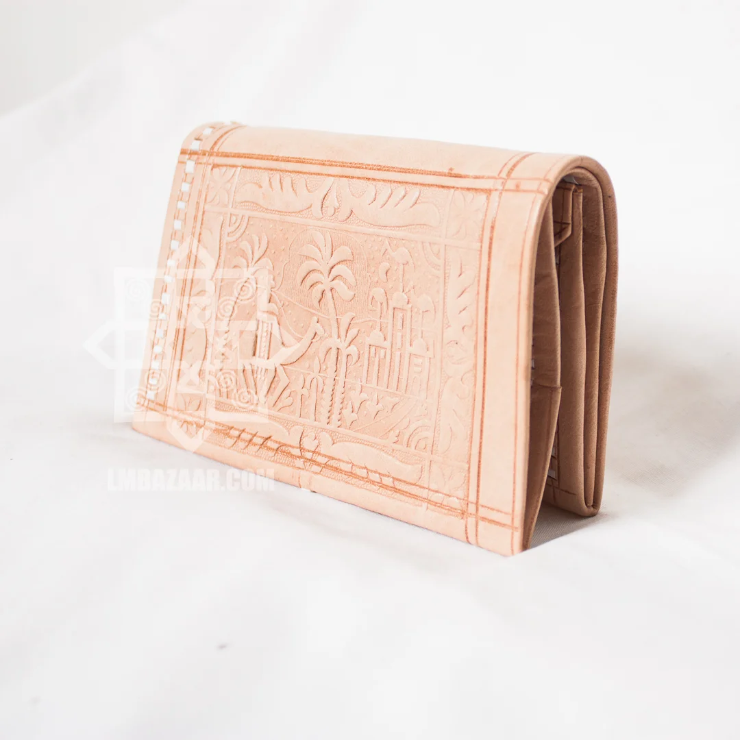LMBazaar Leather Collection Web-092717-062.jpg