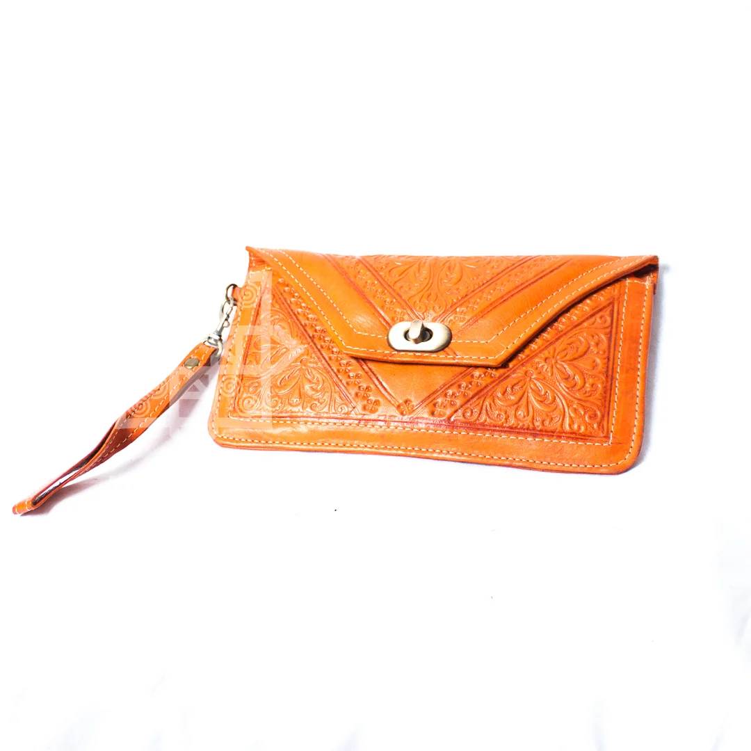 LMBazaar Leather Collection Web-100317-014.jpg
