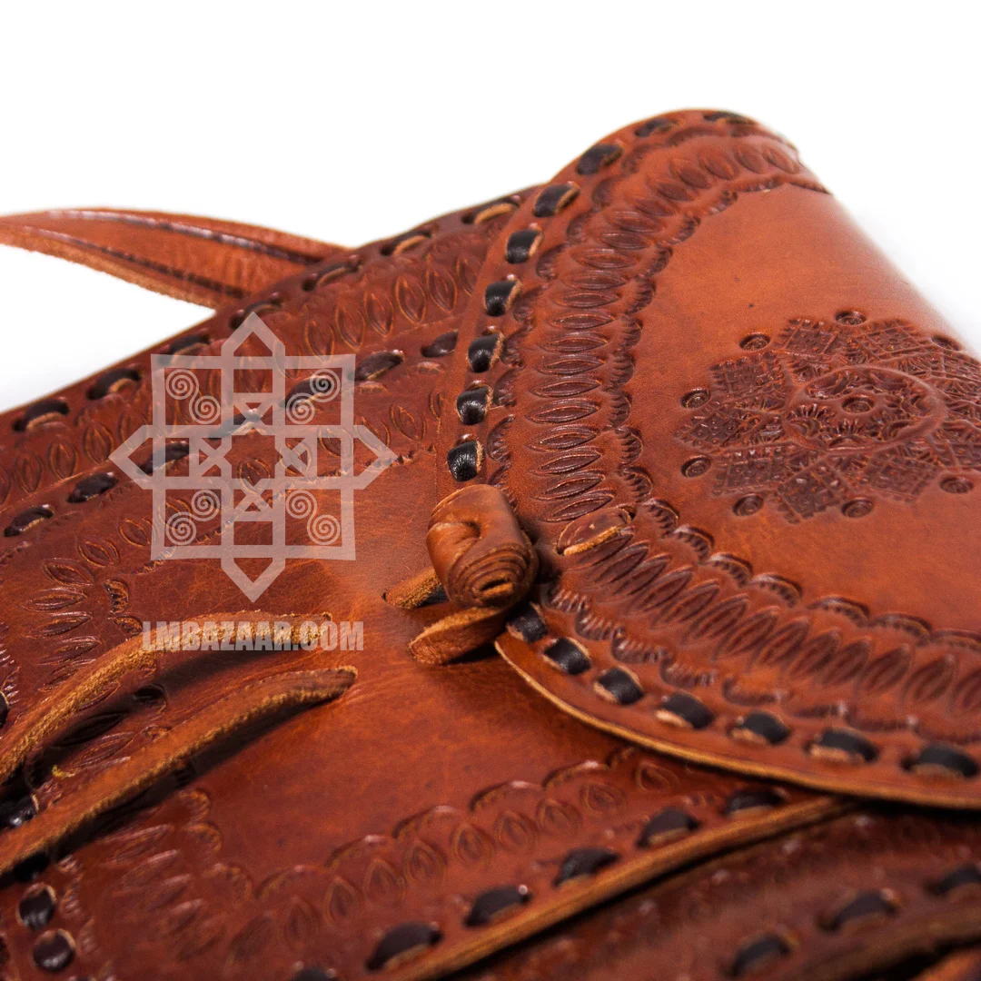 LMBazaar Leather Collection Web-101017-176.jpg