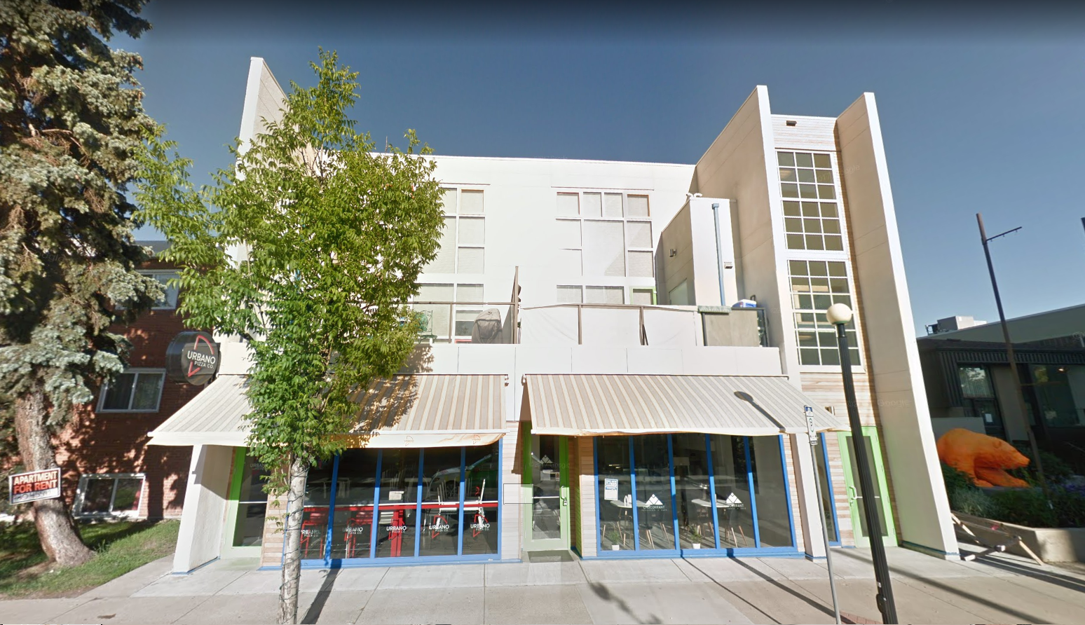 124 Street Aparments Located at 124 St, Edmonton AB. A mixed us building with 2 CRU's on the main floor. 2nd and 3rd floors are condo units.