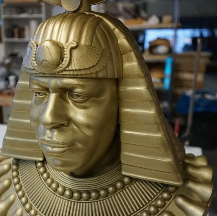  Sun Ra, pmma, shown at We. Construct. Marvels. Between. Monuments, PMOMA at the Portland Art Museum, 2019.  Artist: Midori Hirose  Digital Artist: Corbin Cornelison  Technicians: Eyal Chernichovsky, Barbara Kinzle, Steve Christman, Drew Coulton, Jos