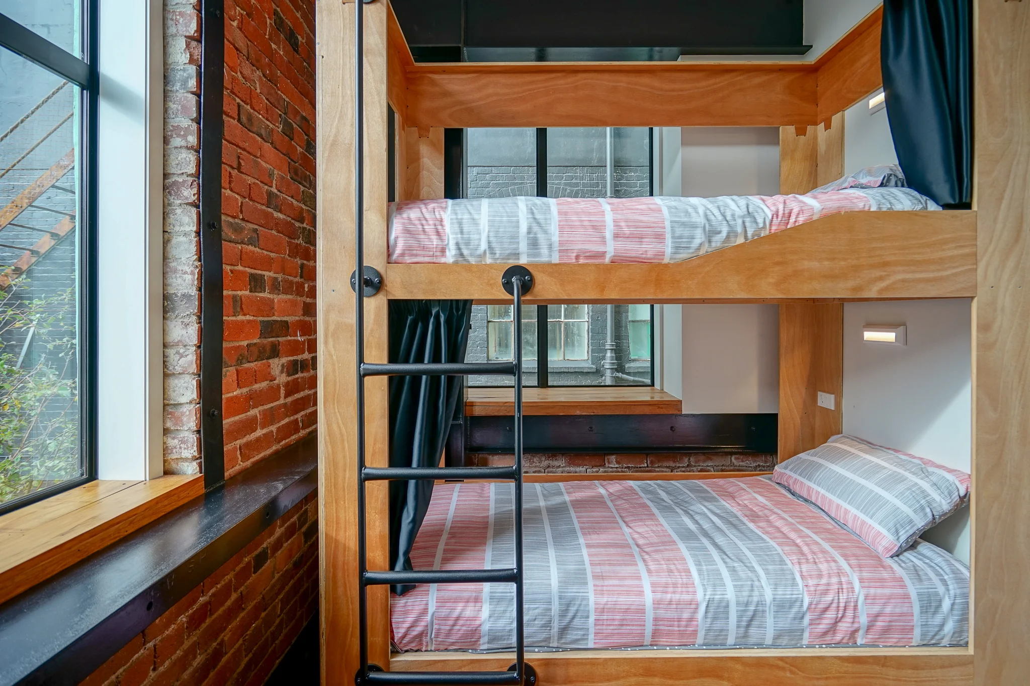Twin Room.jpg