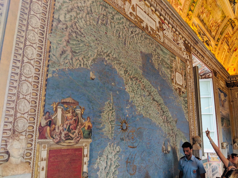 Vatican-58 of 88.jpg